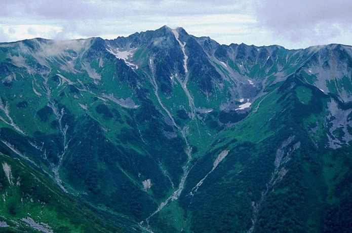 水晶岳