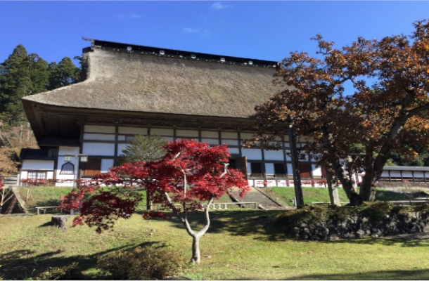 大梅拈華山 圓通 正法寺