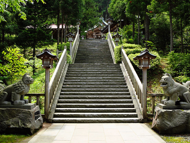 真山神社