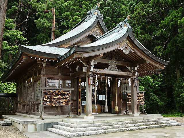 真山神社