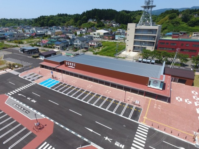 道の駅おが「オガーレ」