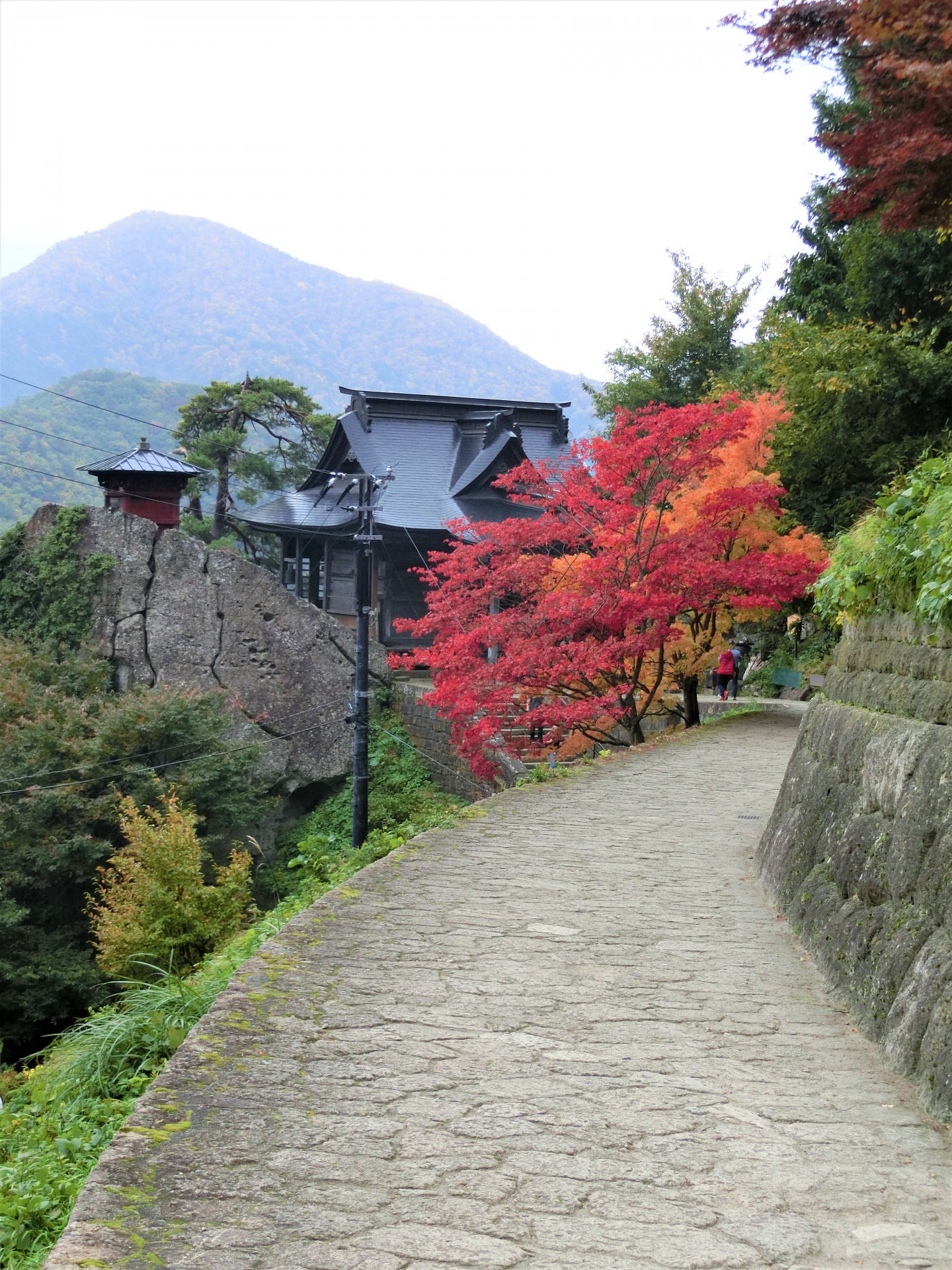 立石寺開山堂