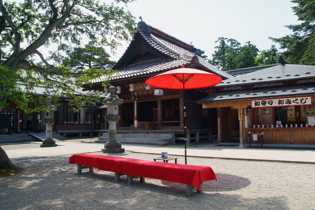 荘内神社