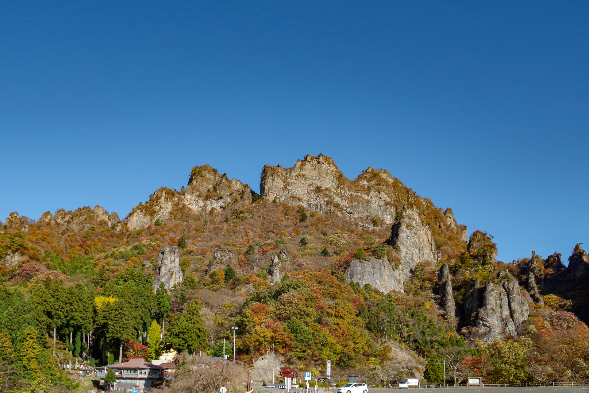 妙義山