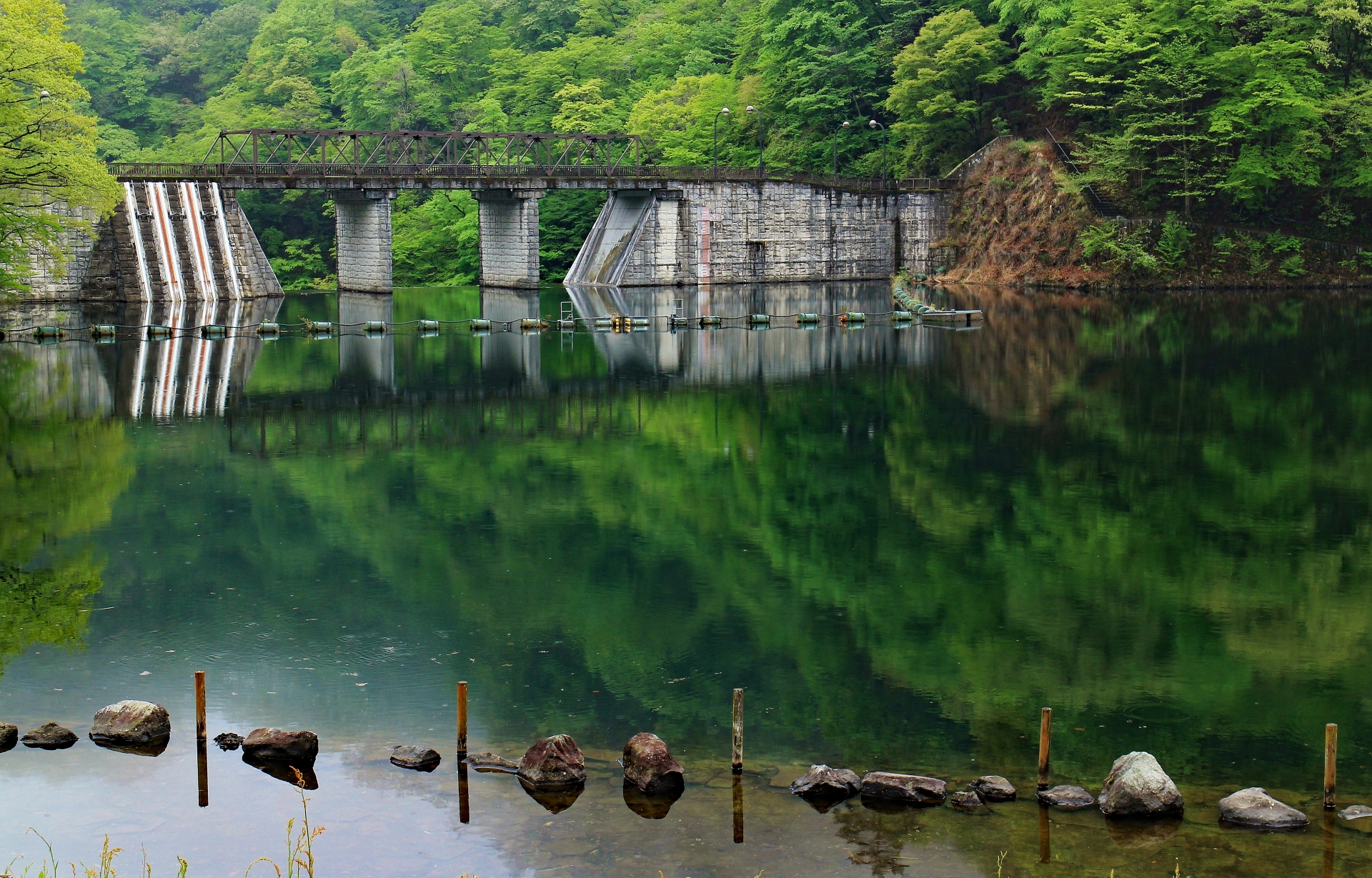 碓氷湖